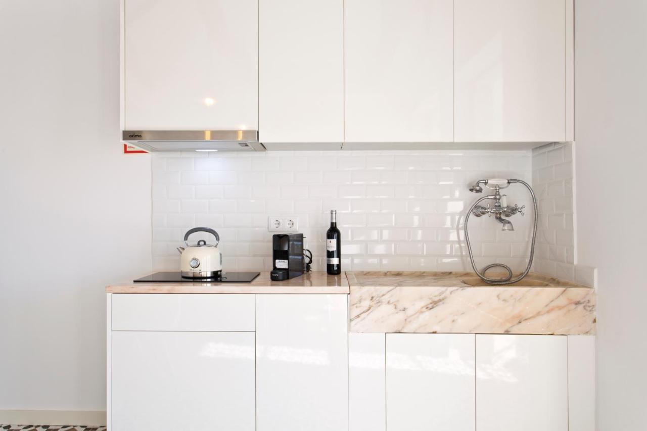 Fine Art Apartments City Center Порто Екстериор снимка