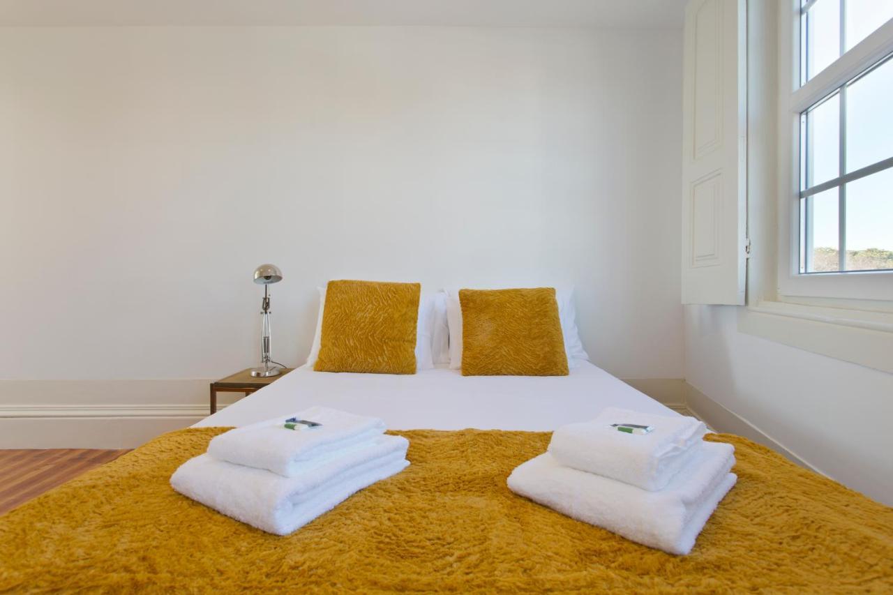 Fine Art Apartments City Center Порто Екстериор снимка