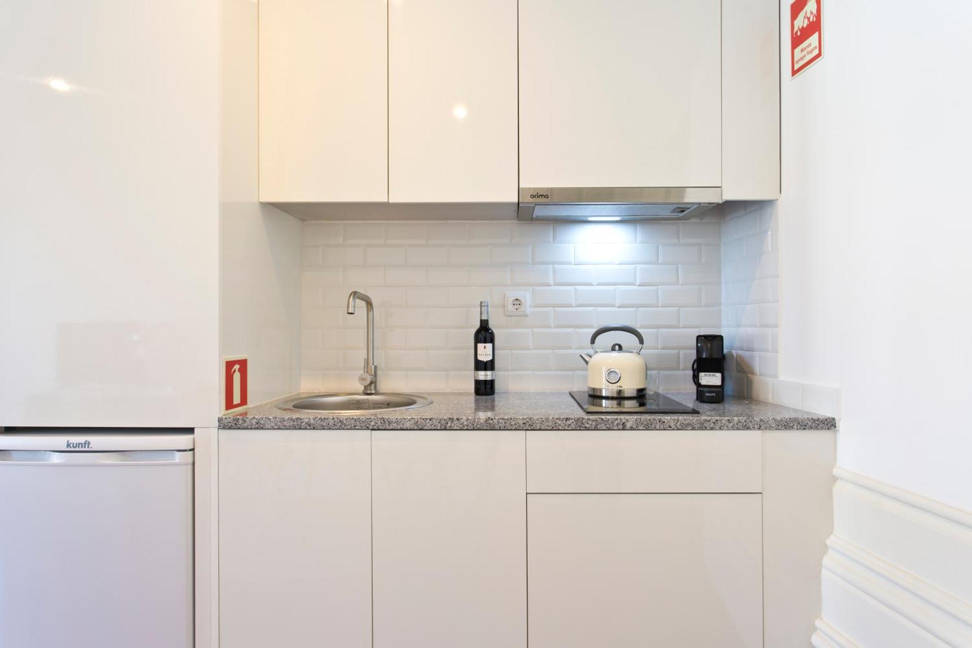 Fine Art Apartments City Center Порто Стая снимка